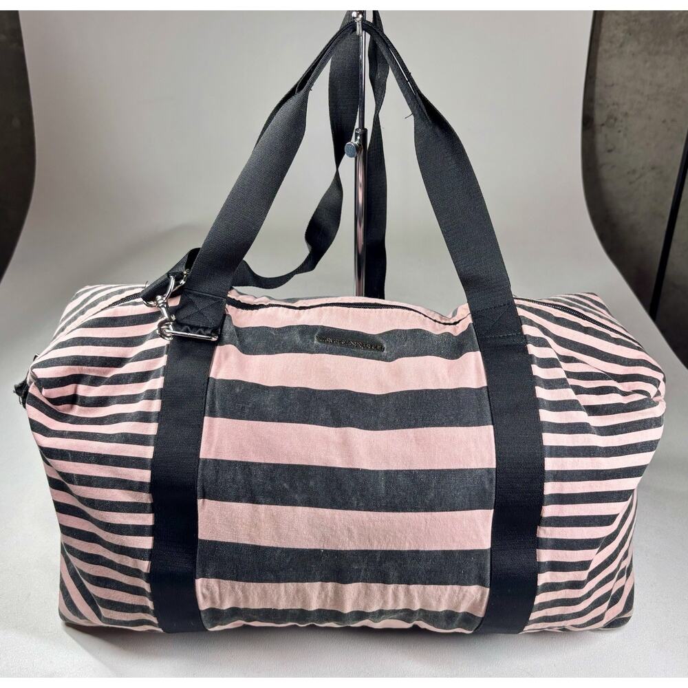 Victoria’s Secret Overnight Weekend Duffle Bag. Expandable Pink W/Black Large